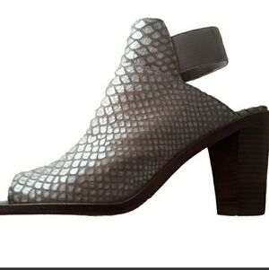 Donald J Pliner Khloe Golden Python Bootie Mules 6.5